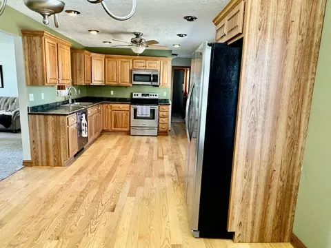 509 S Union St, Dwight, IL 60420 photo 9