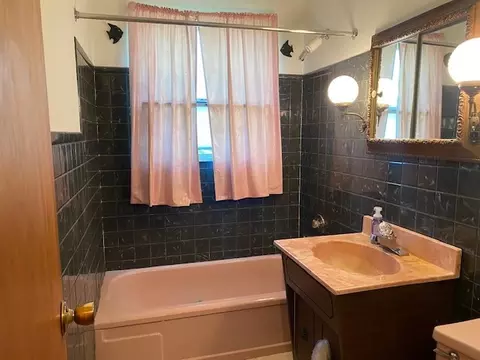 2404 Fulle St, Rolling Meadows, IL 60008 photo 11