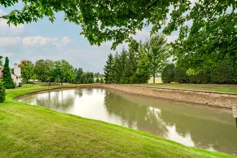 601 Dunham Rd, Gurnee, IL 60031 photo 24