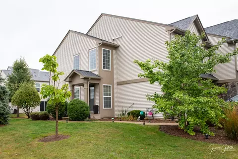 1424 Orchid St, Yorkville, IL 60560