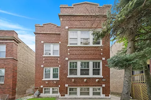 2103 S 58th Ave, Cicero, IL 60804