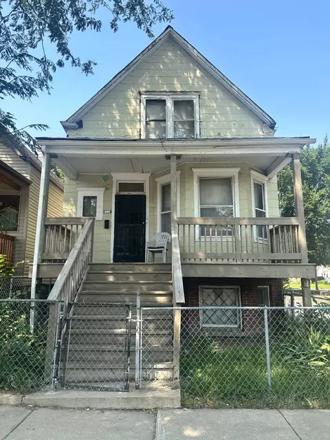 1444 W 71st St, Chicago, IL 60636