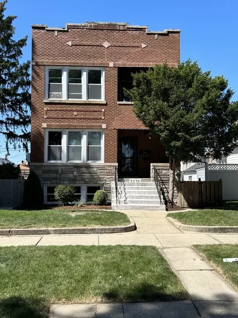 2536 N Mont Clare Ave, Chicago, IL 60707
