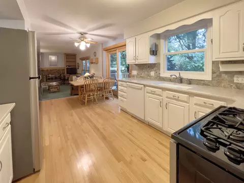 603 Shenandoah Trl, Elgin, IL 60123 photo 11