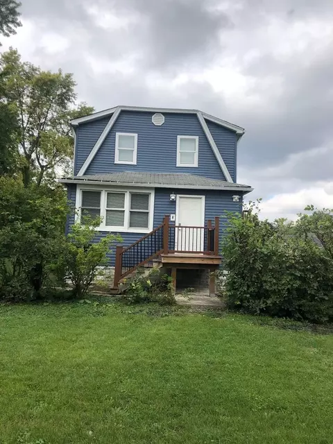 3544 Peoria St, Steger, IL 60475