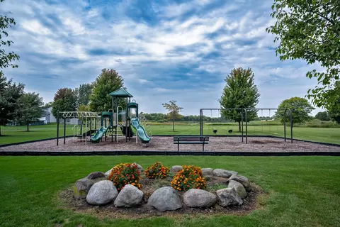 1301 Lilac Ln, Harvard, IL 60033 photo 20