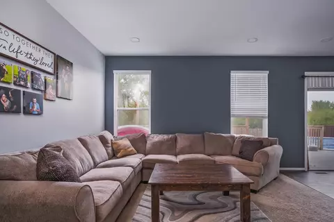 1301 Lilac Ln, Harvard, IL 60033 photo 6