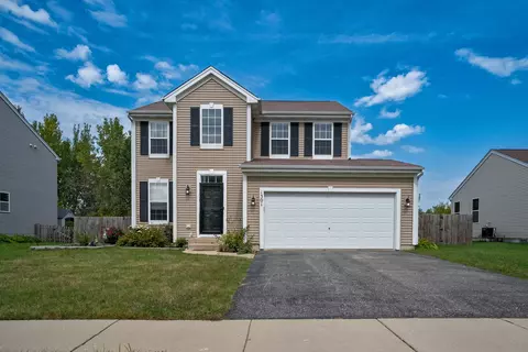 1301 Lilac Ln, Harvard, IL 60033