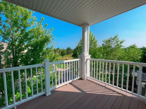 2619 Commons Dr, Glenview, IL 60026 photo 4