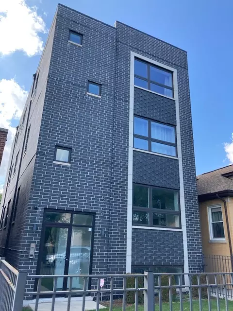 3732 N Harlem Ave #3, Chicago, IL 60634