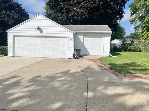 701 4th Ave, Dixon, IL 61021 photo 3