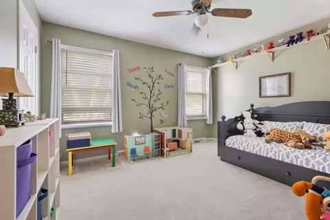 1860 Monday Dr, Elgin, IL 60123 photo 21