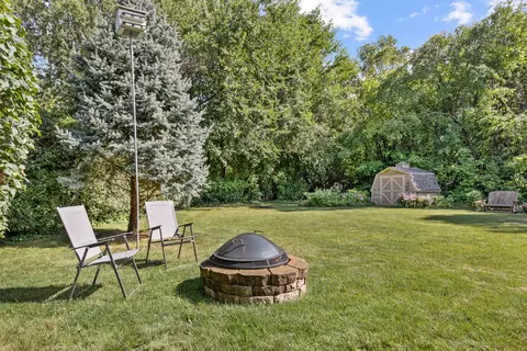1860 Monday Dr, Elgin, IL 60123 photo 33