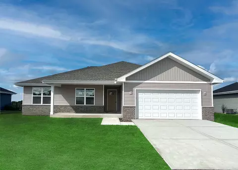 1827 Condor Dr, Manteno, IL 60950