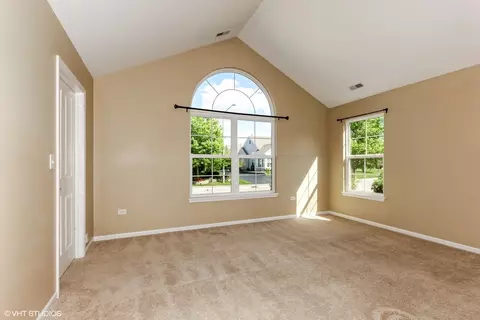 16631 Fox Run Cir, Plainfield, IL 60586 photo 8