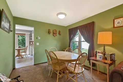 204 Georgetown Dr, Cary, IL 60013 photo 10