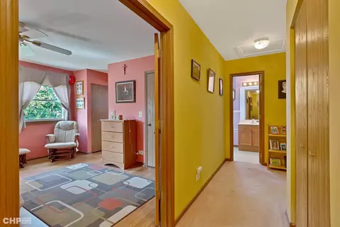 204 Georgetown Dr, Cary, IL 60013 photo 19