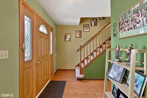 204 Georgetown Dr, Cary, IL 60013 photo 7