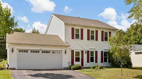 204 Georgetown Dr, Cary, IL 60013 photo 3