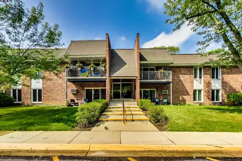 3941 Saratoga Ave #F-111, Downers Grove, IL 60515