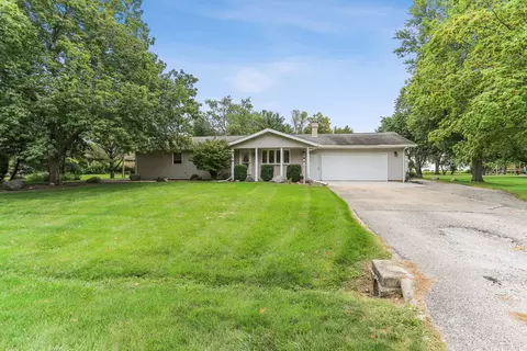 5021 W Dudley Rd, Champaign, IL 61822