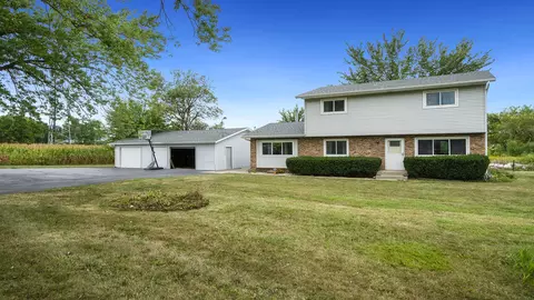 7283 Forest Preserve Rd, Rockton, IL 61072