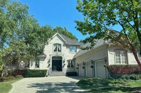 35 Graystone Ln, North Barrington, IL 60010