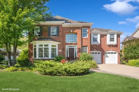 1544 Saratoga Ln, Glenview, IL 60026