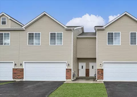 3944 Preston Dr, Yorkville, IL 60560