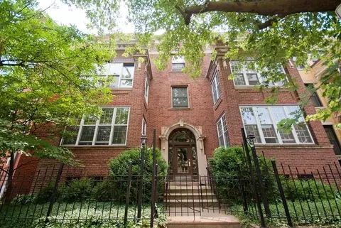 901 W Gunnison St #2E, Chicago, IL 60640