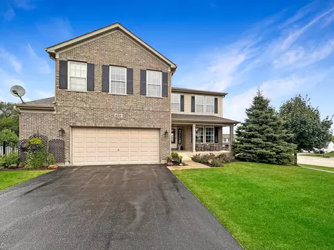 650 Courtney Ln, Marengo, IL 60152