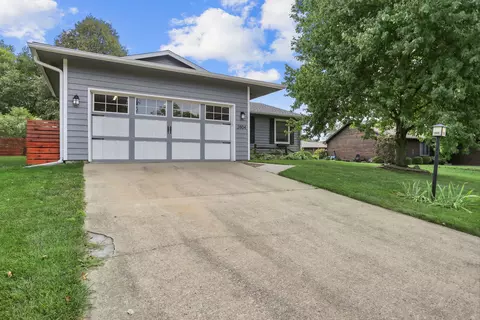2804 Susan Stone Dr, Urbana, IL 61802