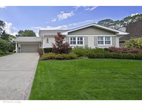 5216 Ernst Ct, Western Springs, IL 60558