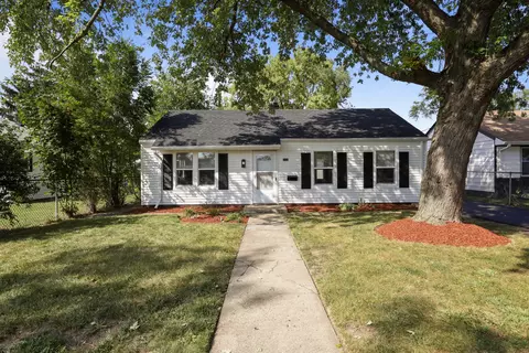 1720 Lyons Ct, Waukegan, IL 60085