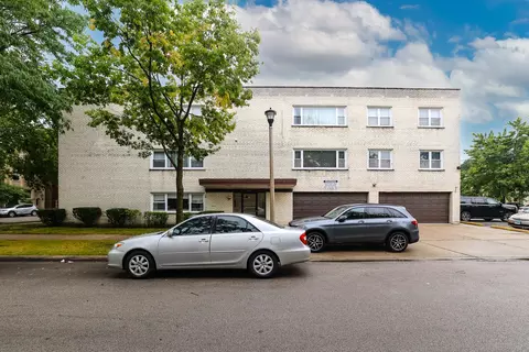 4633 Madison St #103, Skokie, IL 60076