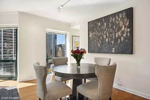 100 E Huron St #1206, Chicago, IL 60611 photo 6