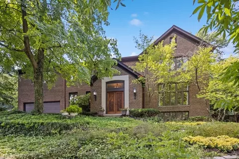 840 Merrill Woods Rd, Hinsdale, IL 60521