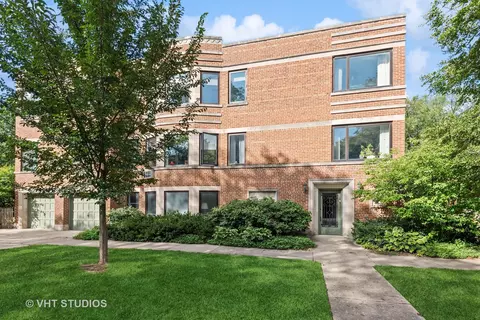 330 Barton Ave, Evanston, IL 60202