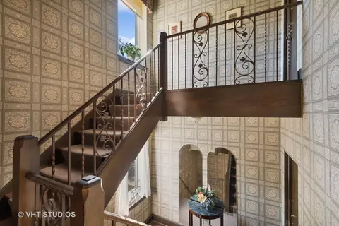 330 Barton Ave, Evanston, IL 60202 photo 4