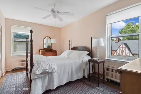 330 Barton Ave, Evanston, IL 60202 photo 15
