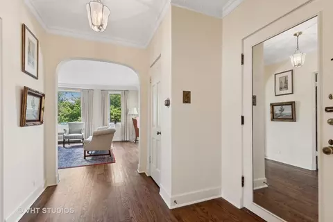 330 Barton Ave, Evanston, IL 60202 photo 5