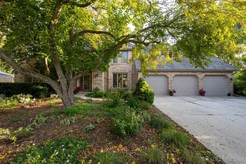960 W Bailey Rd, Naperville, IL 60565
