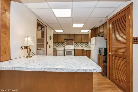 14800 Kenneth Ave, Midlothian, IL 60445 photo 10