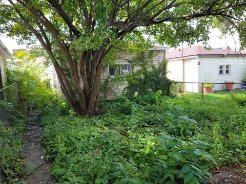 Undisclosed, Chicago, IL 60629 photo 20
