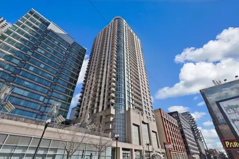 125 S Jefferson St #2408, Chicago, IL 60661