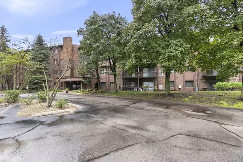 14621 Greenwood Rd #107, Dolton, IL 60419