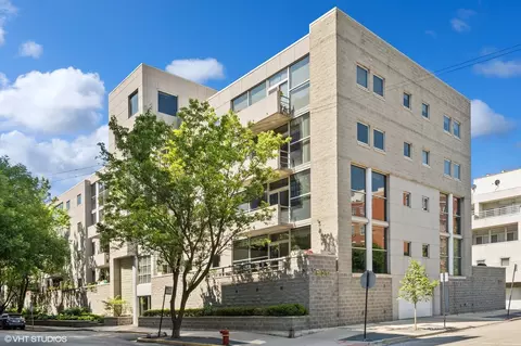 939 W Huron St #307, Chicago, IL 60642