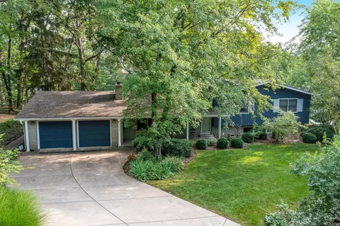 1200 Oak Hill Rd, Downers Grove, IL 60515