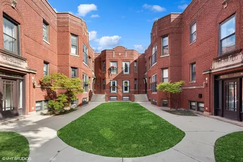3706 W Wrightwood Ave #2A, Chicago, IL 60647