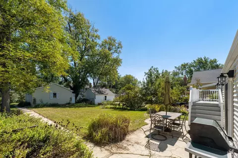Exterior - 415 N Oak St, Itasca, IL 60143 photo 5 of 7